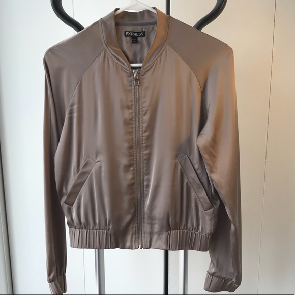 Silk Zip Up Light Bomber Style Jacket - Picture 7 of 8